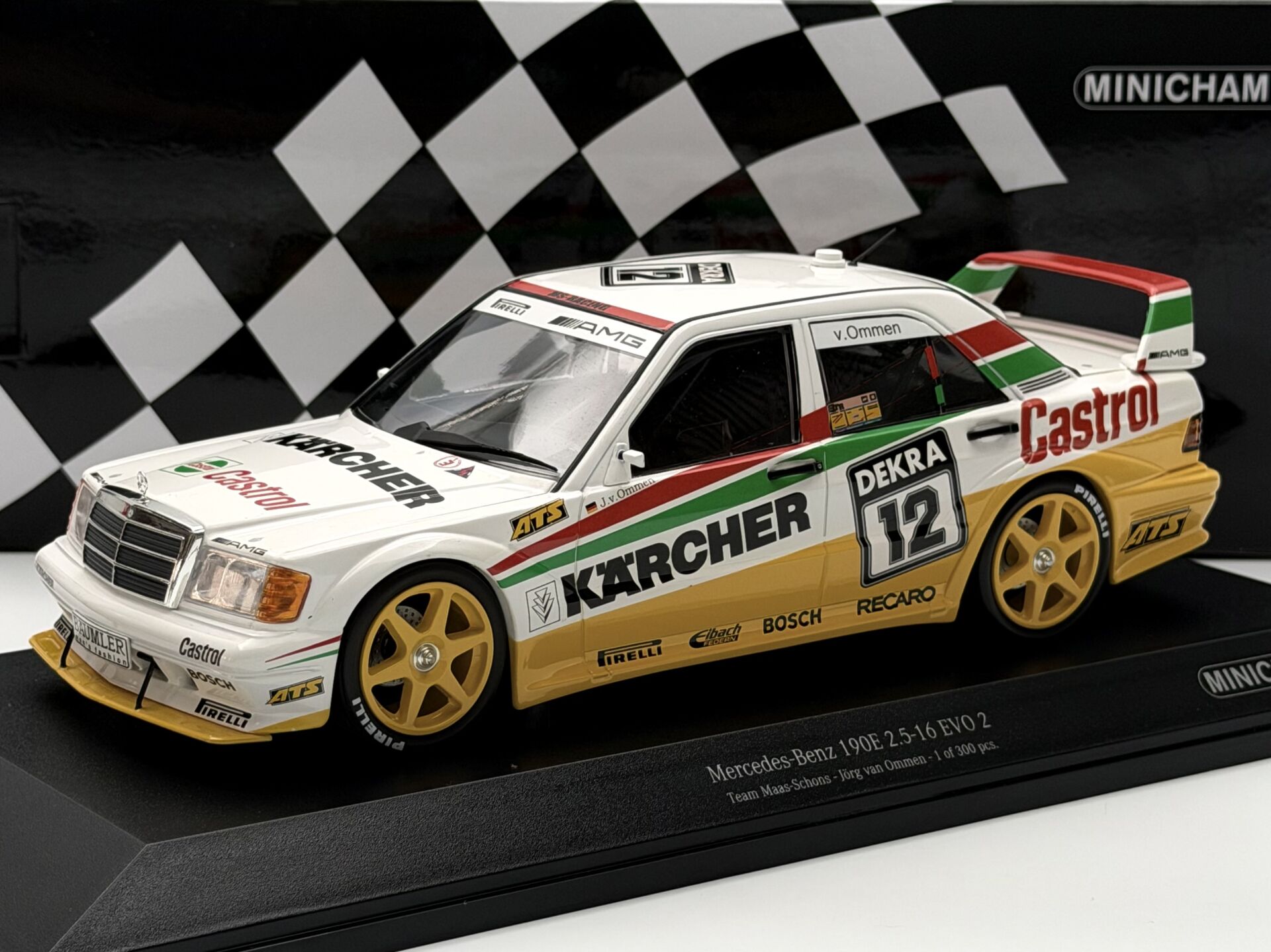 1:18 Mercedes-Benz 190E 2.5 Evo2 1992 DTM Karcher - Minichamps