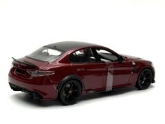 1:18 Alfa Romeo Giulia GTAm 2020 Dark Red - Burago