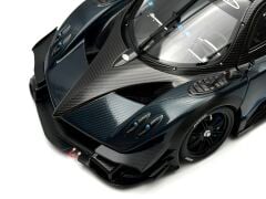 1:18 Pagani Zonda Revolucion Blue/Black Carbon Fiber 78273 - Autoart