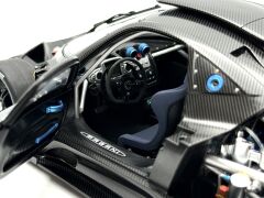1:18 Pagani Zonda Revolucion Blue/Black Carbon Fiber 78273 - Autoart