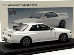 1:18 Nissan Skyline GT-R R32 Crystal White 1992 - Autoart