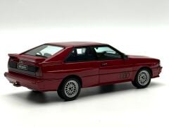 1:18 Audi Quattro LWB Street Car 1988 Tizian Red 70304 - Autoart
