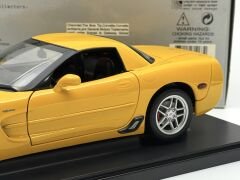 1:18 Chevrolet Corvette C5 Z06 Yellow 71063 - Autoart