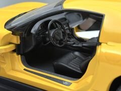 1:18 Chevrolet Corvette C5 Z06 Yellow 71063 - Autoart