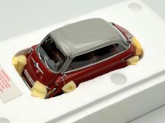 1:18 BMW 600 Microcar 1957 Japan Red / Grey 70641 - Autoart