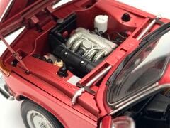 1:18 BMW 2002 L tii 1974 Red Metallic 70504 - Autoart