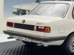 1:18 BMW 323i E21 Alpin White 1977 75111 - Autoart Millennium