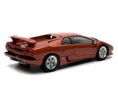 1:18 Lamborghini Diablo VT Coupe Met Red 1993 - Autoart