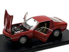 1:18 Alfa Romeo Montreal 1970 Red 70172 - Autoart