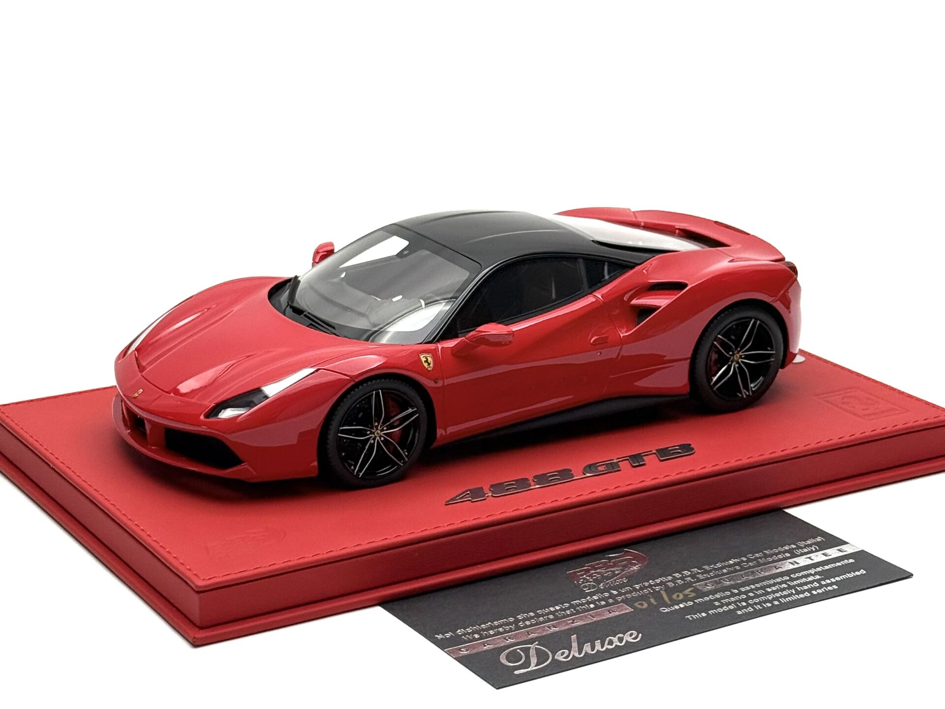 1:18 Ferrari 488 GTB Geneve Auto Show Rosso Corsa - BBR DeLuxe