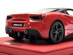 1:18 Ferrari 488 GTB Geneve Auto Show Rosso Corsa - BBR DeLuxe