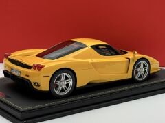 1:18 Ferrari Enzo Giallo Modena 2004  - BBR Models