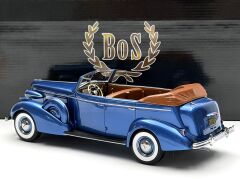 1:18 Buick Roadmaster 80-C Phaeton Blue 1937 - BOS Model