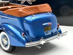 1:18 Buick Roadmaster 80-C Phaeton Blue 1937 - BOS Model