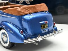 1:18 Buick Roadmaster 80-C Phaeton Blue 1937 - BOS Model