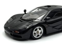 1:18 McLaren F1 Short Tail Road Car Jet Black 76002 - Autoart