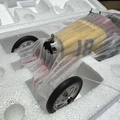 1:18 Bugatti T35 Nation Colour Project Spain 1924 -CMC