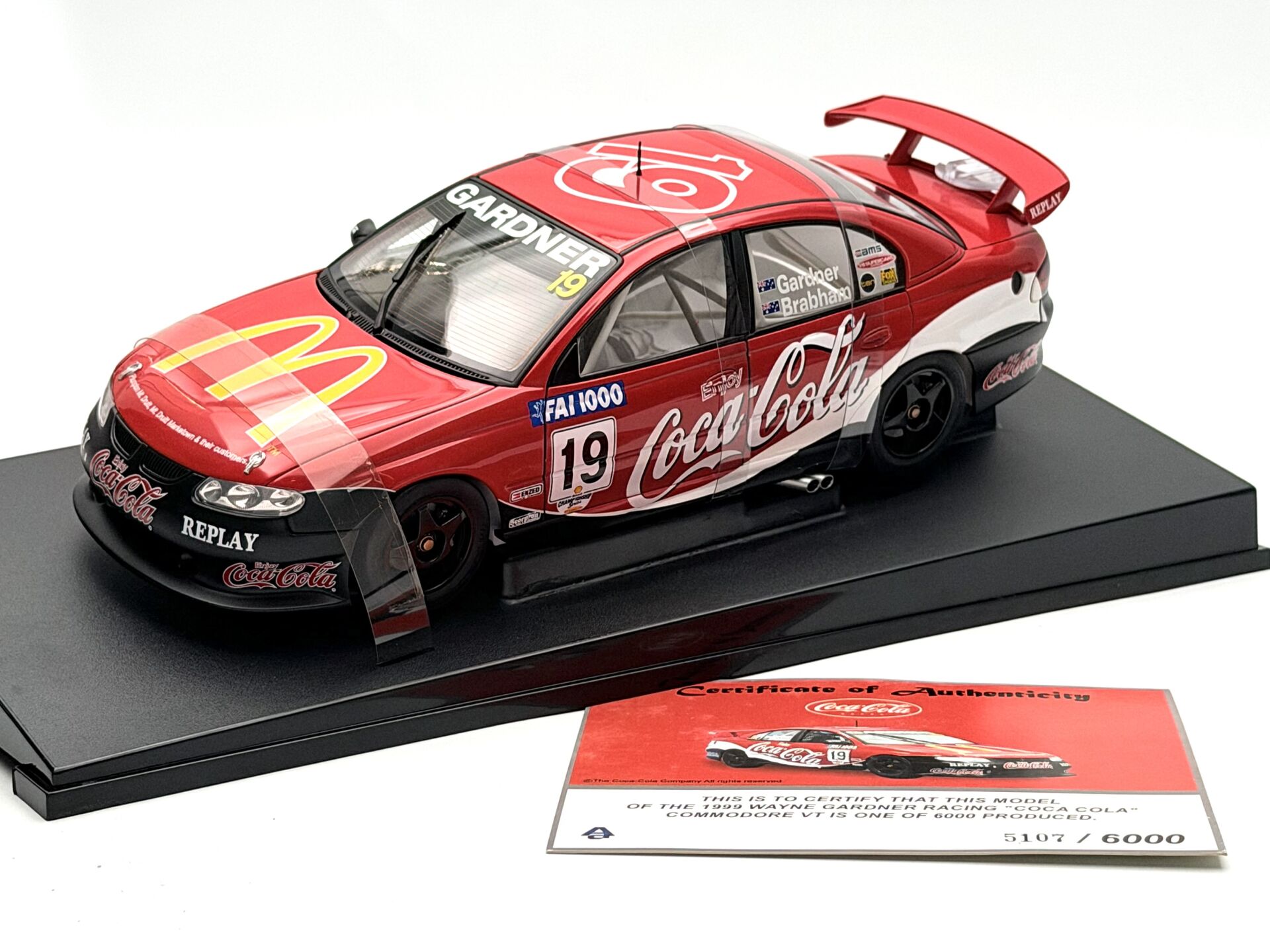 1:18 Holden Commodore VT 1999 Bathurst 89963 - Autoart