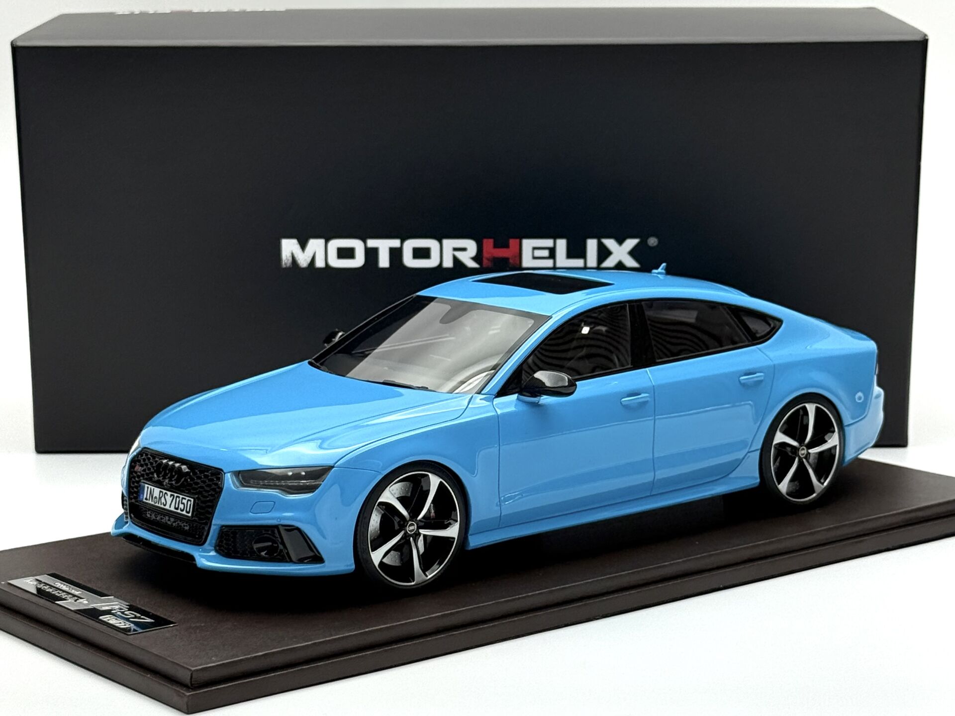 1:18 AUDI RS7 Sportback Performance Baby Blue 99 Limited - Motorhelix