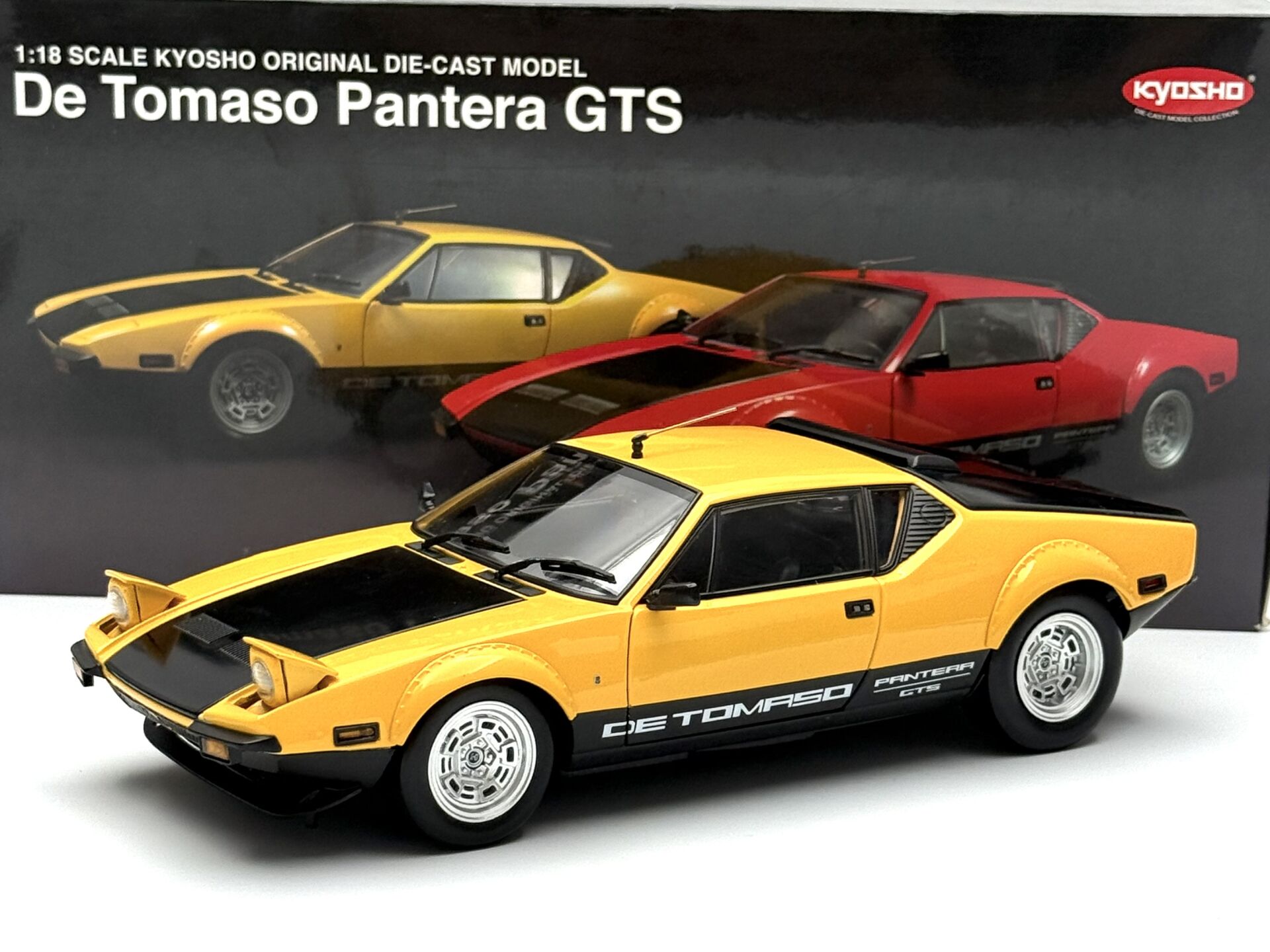 1:18 De Tomaso Pantera GTS 1973 Yellow Black - Kyosho