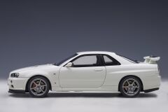 1:18 Nissan Skyline GT-R R34 V Spec 2 2001 White Pearl - Autoart