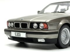 1:18 BMW 530i Touring Car E34 1989 Grey Met - MCG