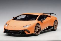 1:18 Lamborghini Huracan LP640-4 Performante 2017 - Autoart
