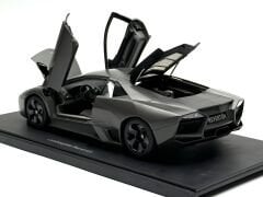 1:18 Lamborghini Reventon Matt Grey 74591 - Autoart
