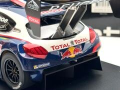 1:18 Peugeot 208 T16 Pikes Peak Loeb 2013 Red Bull - Autoart