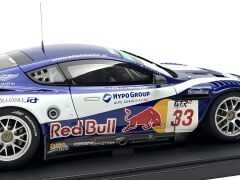 1:18 Aston Martin DBR9 Winner Mugello Red Bull - Autoart