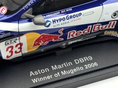 1:18 Aston Martin DBR9 Winner Mugello Red Bull - Autoart