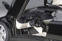 1:18 Lamborghini Diablo SE30 30th Anniversary Black 79159 - Autoart