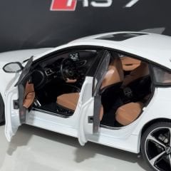 1:18 AUDI RS7 Sportback White - Kengfai JS Model