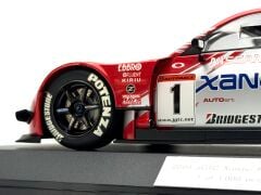 1:18 Nissan Nismo Z 2004 JGTC Champion Special Edition- Autoart