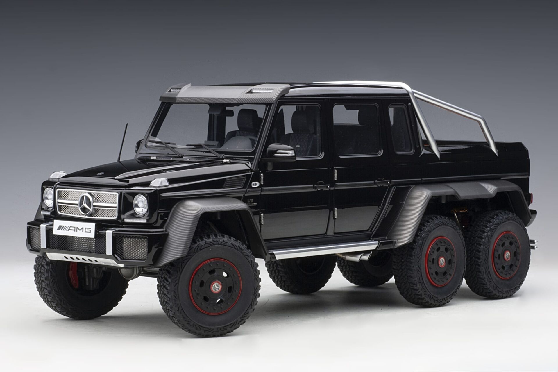 1:18 Mercedes-Benz G63 AMG 6x6 2013 Black - Autoart Signature
