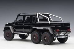 1:18 Mercedes-Benz G63 AMG 6x6 2013 Black - Autoart Signature