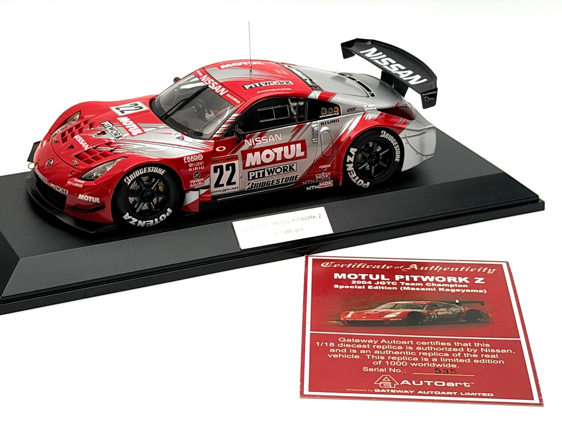 1:18 Nissan Nismo Z Motul Pitwork Champion Special Edition- Autoart