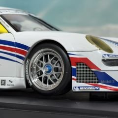 1:18 Porsche 911 997 GT3 RSR Mobil 1 2010 - Autoart