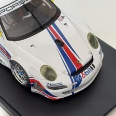 1:18 Porsche 911 997 GT3 RSR Mobil 1 2010 - Autoart