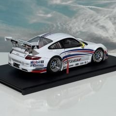 1:18 Porsche 911 997 GT3 RSR Mobil 1 2010 - Autoart