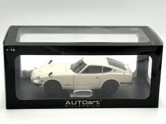 1:18 Nissan Fairlady Z432 PS30 White 1969 - Autoart