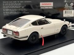 1:18 Nissan Fairlady Z432 PS30 White 1969 - Autoart