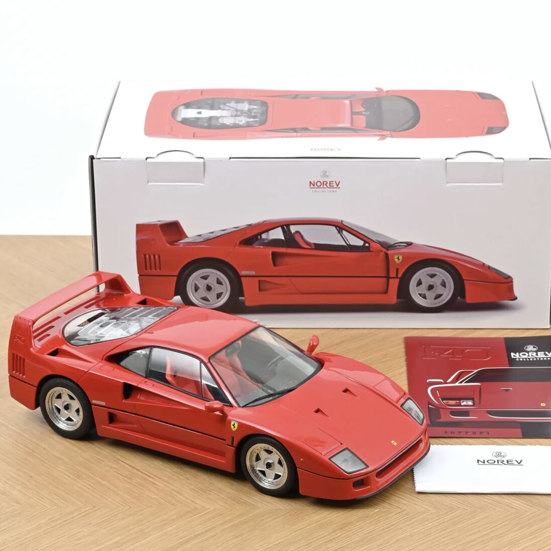 1:12 Ferrari F40 1987 Red - Norev