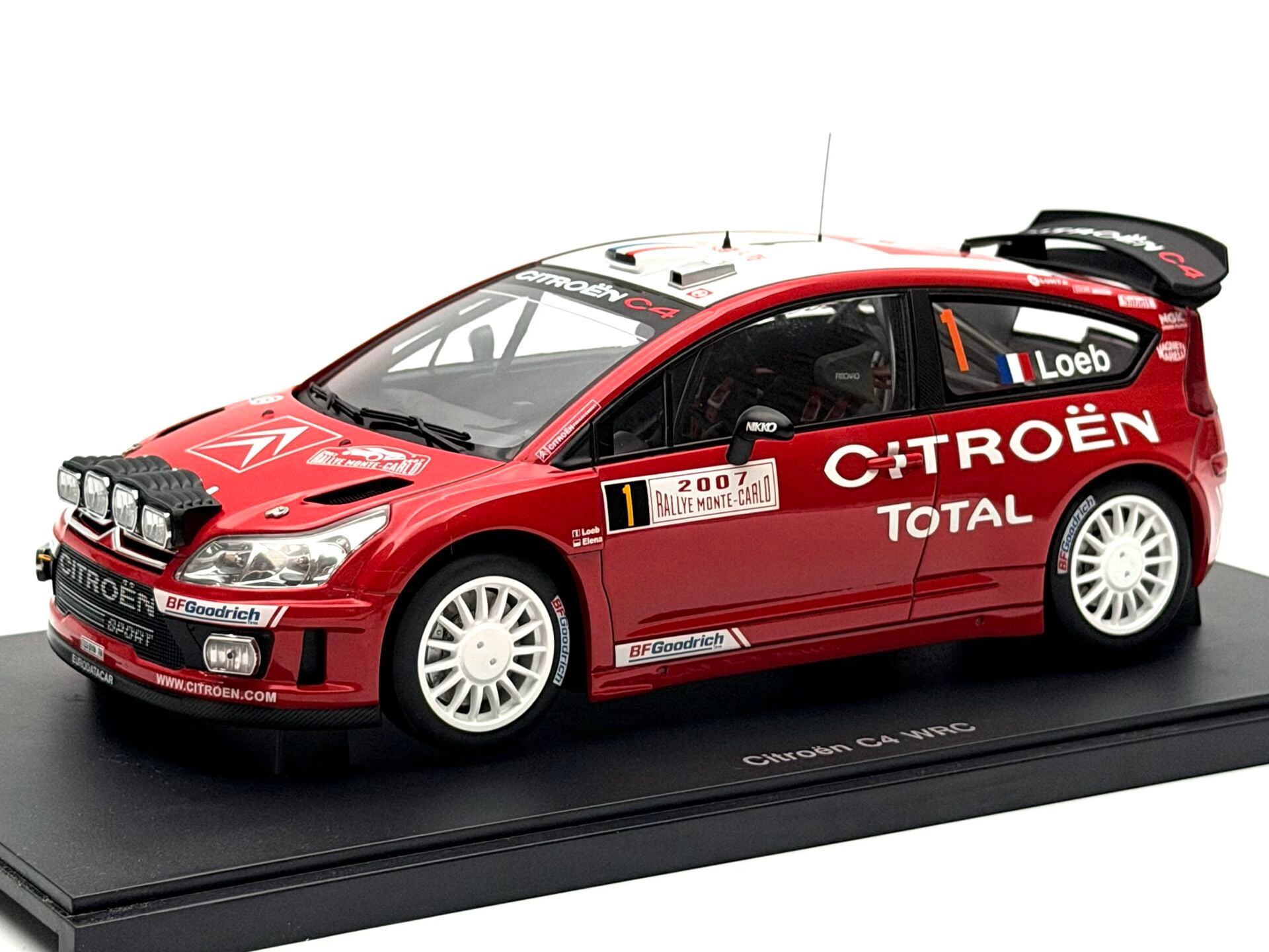 1:18 Citroen C4 2007 Monte Carlo Winner Night Loeb - Autoart