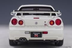 1:18 Nissan Skyline GT-R R34 V Spec 2 2001 White Pearl - Autoart
