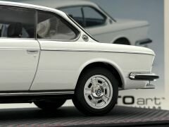 1:18 BMW 3.0 CSI E9 White 1972 - Autoart Millennium