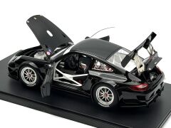 1:18 Porsche 911 997 GT3 R Plain Body 2010 - Autoart