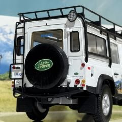 1:18 Land Rover Defender 110 Montecristo Afrique - Universal Hob