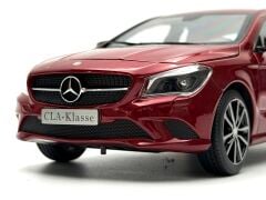 1:18 Mercedes-Benz CLA Class C117 Patagonia Red 2017 - Norev