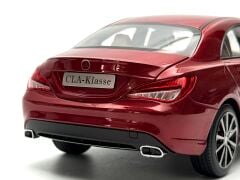 1:18 Mercedes-Benz CLA Class C117 Patagonia Red 2017 - Norev